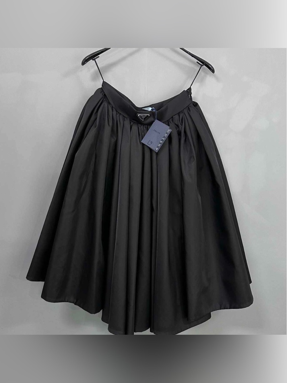 🚩steal Prada Black Full A-Line Pleated Skirt